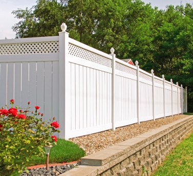 Vinyl Lattice Fence